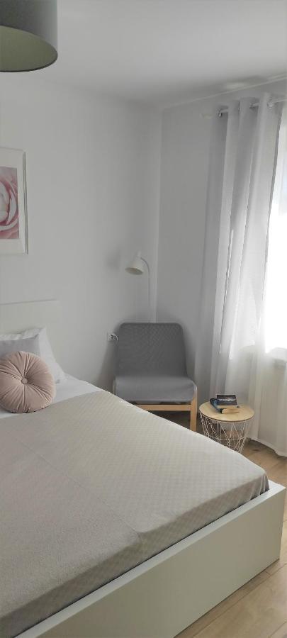 Domowa- Restauracja I Pokoje Wielen Zaobrzanski Exteriér fotografie